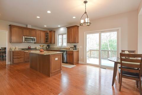 20 Francis Dr, Upton, MA 01568 photo 4