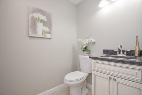 157 Clearbrook Dr, Springfield, MA 01118 photo 37