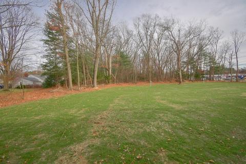 157 Clearbrook Dr, Springfield, MA 01118 photo 42