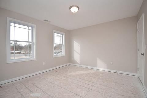 157 Clearbrook Dr, Springfield, MA 01118 photo 32