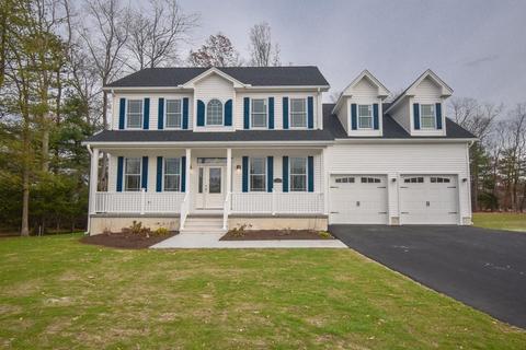 157 Clearbrook Dr, Springfield, MA 01118 photo 1