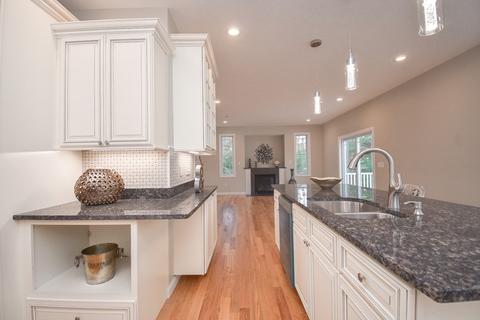 157 Clearbrook Dr, Springfield, MA 01118 photo 11