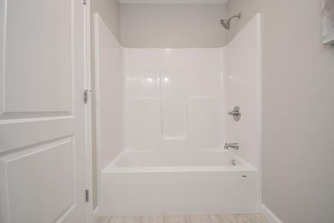 157 Clearbrook Dr, Springfield, MA 01118 photo 38