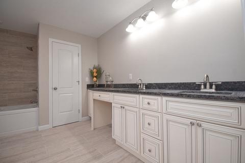 157 Clearbrook Dr, Springfield, MA 01118 photo 31