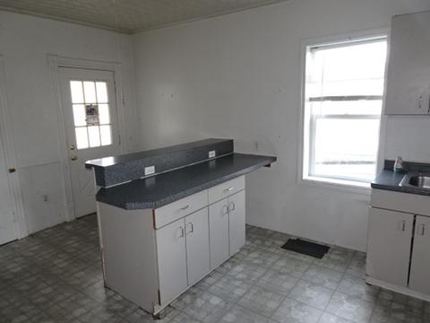95 Ward St, Chicopee, MA 01020 photo 13