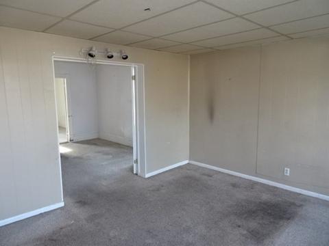 95 Ward St, Chicopee, MA 01020 photo 5