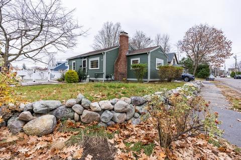 222 Riverside Dr, Dedham, MA 02026 photo 2