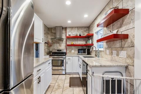 222 Riverside Dr, Dedham, MA 02026 photo 7