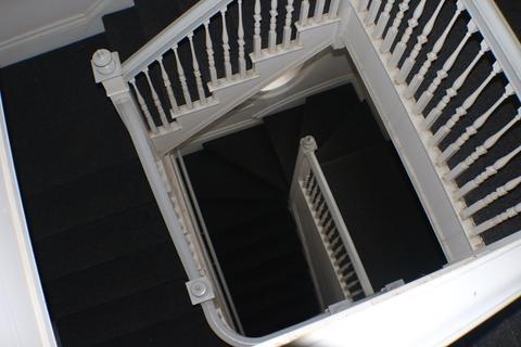11 Garrison Rd #5, Brookline, MA 02445 photo 4