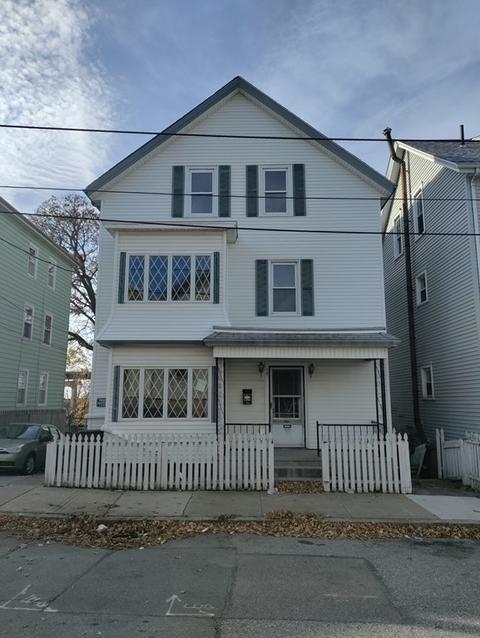 48 Meadow St, Fall River, MA 02720 photo 1