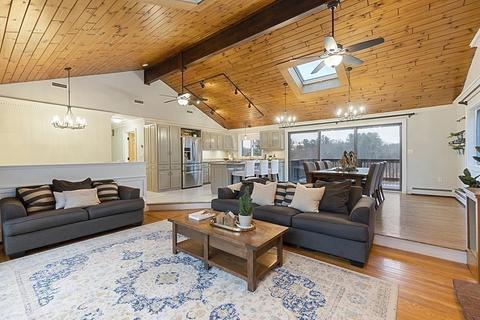 214 Pond St, Dunstable, MA 01827 photo 7