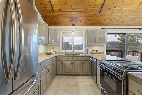214 Pond St, Dunstable, MA 01827 photo 4