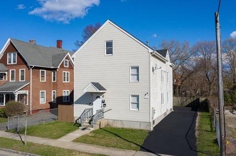 135 Cedar St, Springfield, MA 01105 photo 2