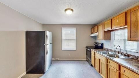 135 Cedar St, Springfield, MA 01105 photo 12