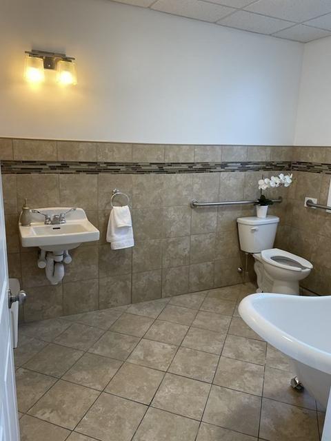 384 Third St, Fall River, MA 02721 photo 11