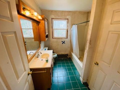 28 Suzanne Dr, Raynham, MA 02767 photo 11