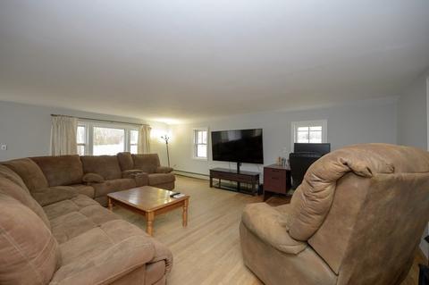 257 County Rd, Bourne, MA 02532 photo 3