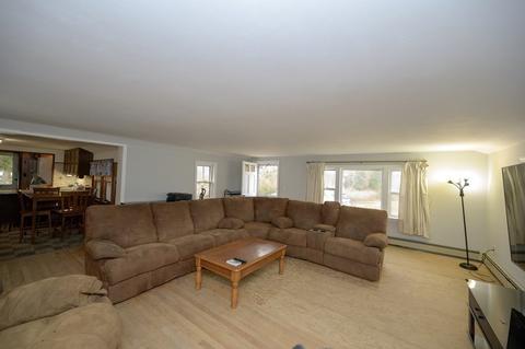 257 County Rd, Bourne, MA 02532 photo 4