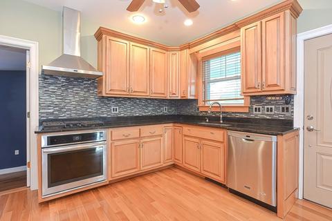 31 Main St, Upton, MA 01568 photo 3