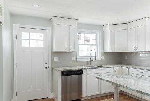 45 Nudd Ave, Hampton, NH 03842 photo 4