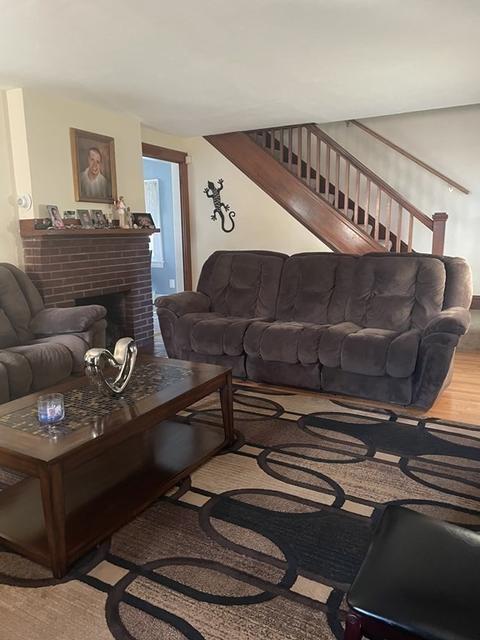 67 Thornton St, Springfield, MA 01104 photo 8