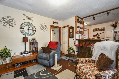 42 Cheney St, Orange, MA 01364 photo 6