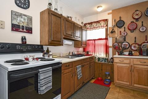 42 Cheney St, Orange, MA 01364 photo 8