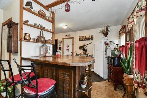 42 Cheney St, Orange, MA 01364 photo 9