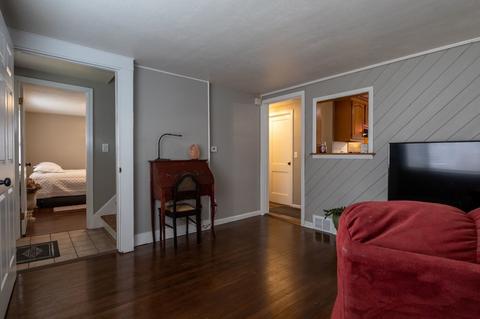 35 Russell St, Springfield, MA 01104 photo 8