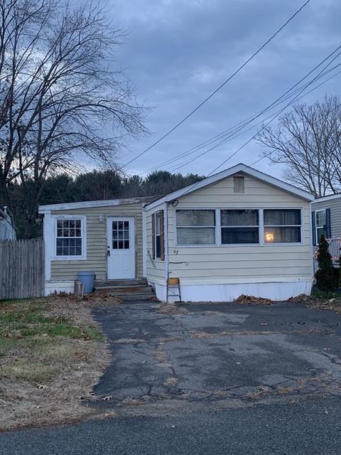 92 Berkeley St Tewksbury Ma 01876 10 Photos Mls 72925692 Movoto