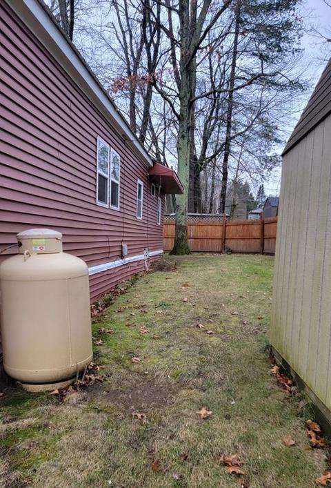 16 Pine Tree Ln, Webster, MA 01570 photo 3