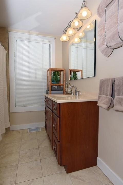 9 Arthur St, Beverly, MA 01915 photo 18