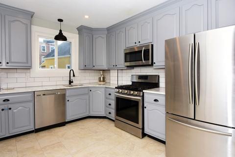 9 Arthur St, Beverly, MA 01915 photo 4