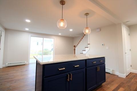 91 Globe St, Fall River, MA 02724 photo 5