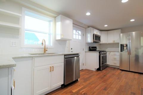 91 Globe St, Fall River, MA 02724 photo 1