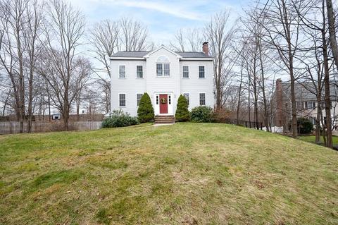 6 Providence St, Mendon, MA 01756 photo 2