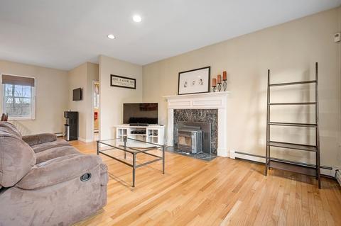 6 Providence St, Mendon, MA 01756 photo 7