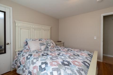 45 Peer St, Springfield, MA 01109 photo 20