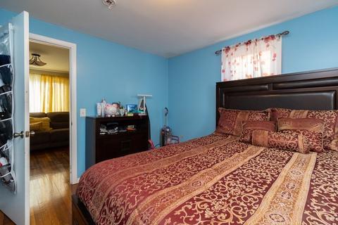 45 Peer St, Springfield, MA 01109 photo 17