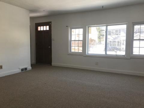 101 Lamont St, Springfield, MA 01119 photo 9