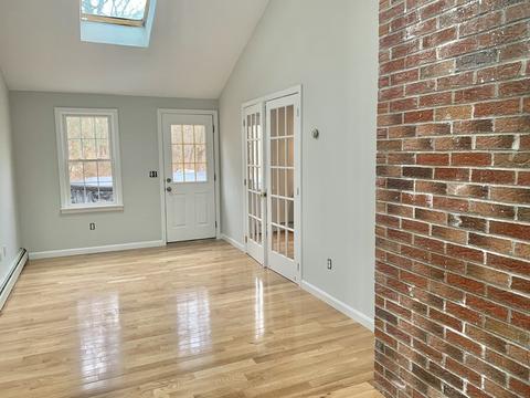 76 Old Douglas Rd, Webster, MA 01570 photo 10