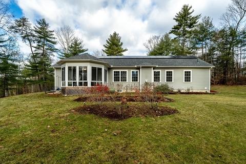 7 Coldbrook Dr, Ware, MA 01082 photo 4