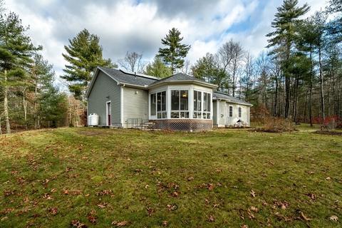 7 Coldbrook Dr, Ware, MA 01082 photo 3