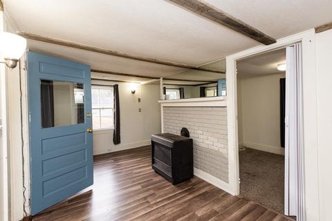 8 Old Jacobs Rd, Georgetown, MA 01833 photo 7
