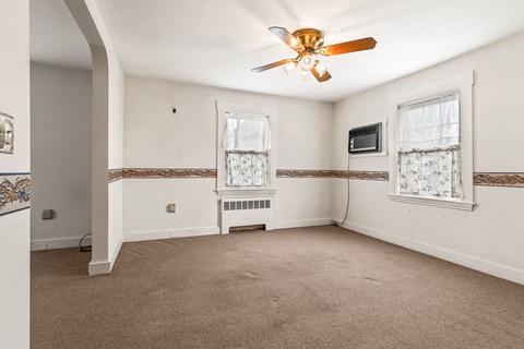 18 Braman St, Danvers, MA 01923 photo 12