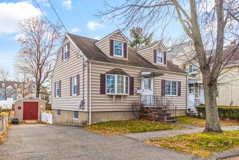 18 Braman St, Danvers, MA 01923 photo 1
