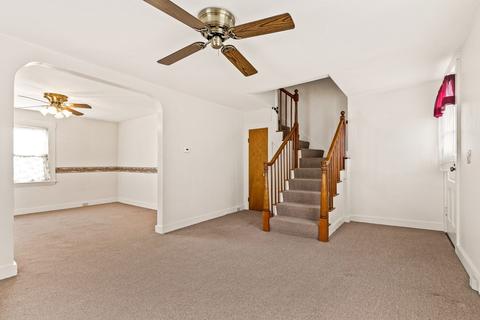 18 Braman St, Danvers, MA 01923 photo 8