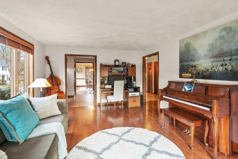 20 Sanborn Ln, Reading, MA 01867 photo 6