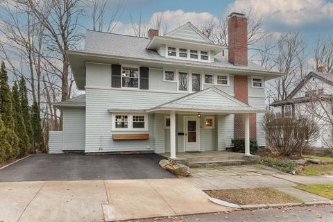 46 Beeching St, Worcester, MA 01602 photo 2