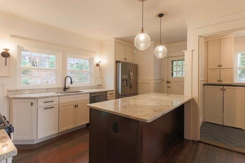 46 Beeching St, Worcester, MA 01602 photo 3
